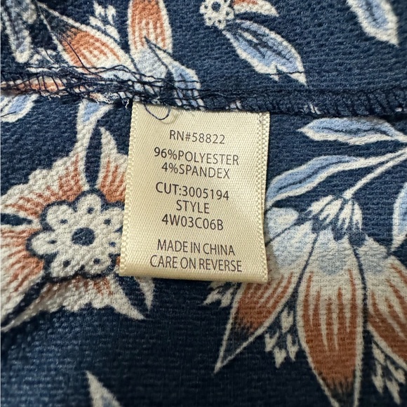 Max Studio London Navy Nigella Blooms Wide Leg Womens Pant w/pockets - Picture 4 of 9